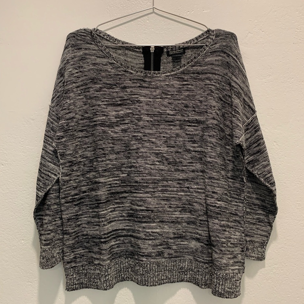 Lucky Brand Gray Crew Neck Sweater with Heathered Pattern